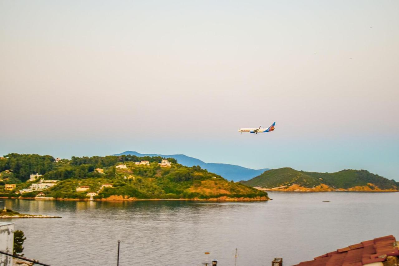 La Maison Plakes Rooftop Apt Skiathos-stad Buitenkant foto